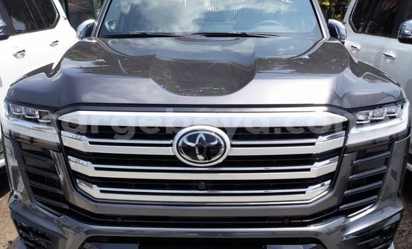 Buy New Toyota Land Cruiser Black Car in Addis–Ababa in Ethiopia Buy New Toyota Land Cruiser Black Car in Addis–Ababa in Ethiopia