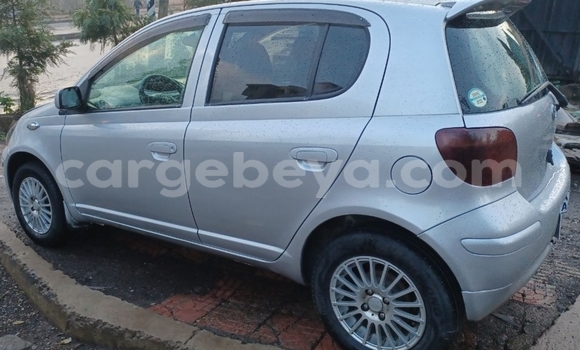 ይግዙ ያገለገለ Toyota Vitz ብር መኪና በ አዲስ አበባ በ ኢትዮጵያ ይግዙ ያገለገለ Toyota Vitz ብር መኪና በ አዲስ አበባ በ ኢትዮጵያ