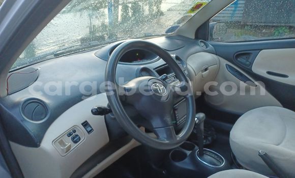 ይግዙ ያገለገለ Toyota Vitz ብር መኪና በ አዲስ አበባ በ ኢትዮጵያ ይግዙ ያገለገለ Toyota Vitz ብር መኪና በ አዲስ አበባ በ ኢትዮጵያ