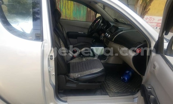 Buy Used Mitsubishi L200 Silver Car in Addis–Ababa in Ethiopia Buy Used Mitsubishi L200 Silver Car in Addis–Ababa in Ethiopia