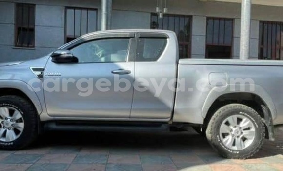 Buy Used Toyota Hilux Silver Car in Addis–Ababa in Ethiopia Buy Used Toyota Hilux Silver Car in Addis–Ababa in Ethiopia