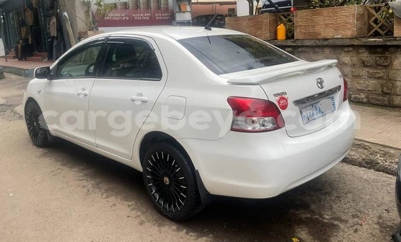 Buy Used Toyota Yaris White Car in Addis–Ababa in Ethiopia Buy Used Toyota Yaris White Car in Addis–Ababa in Ethiopia