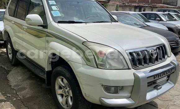 Buy Used Toyota Land Cruiser Prado White Car in Addis–Ababa in Ethiopia Buy Used Toyota Land Cruiser Prado White Car in Addis–Ababa in Ethiopia