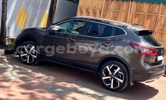 Buy Used Nissan Qashqai Brown Car in Addis–Ababa in Ethiopia Buy Used Nissan Qashqai Brown Car in Addis–Ababa in Ethiopia
