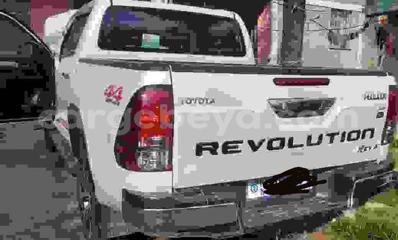 Buy Used Toyota Hiluxe Revo White Car in Addis–Ababa in Ethiopia Buy Used Toyota Hiluxe Revo White Car in Addis–Ababa in Ethiopia