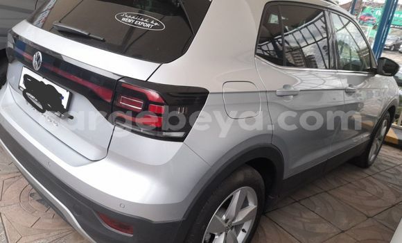 Buy New Volkswagen T-Roc Silver Car in Addis–Ababa in Ethiopia Buy New Volkswagen T-Roc Silver Car in Addis–Ababa in Ethiopia