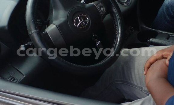 Oofamaa Toyota RAV4 Silver Makiinaa iti Addis–Ababa keessatti Ethiopia keessatti Oofamaa Toyota RAV4 Silver Makiinaa iti Addis–Ababa keessatti Ethiopia keessatti