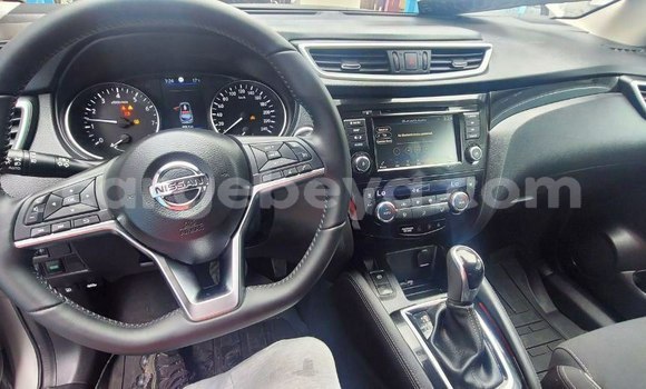 Buy Used Nissan Qashqai White Car in Addis–Ababa in Ethiopia Buy Used Nissan Qashqai White Car in Addis–Ababa in Ethiopia