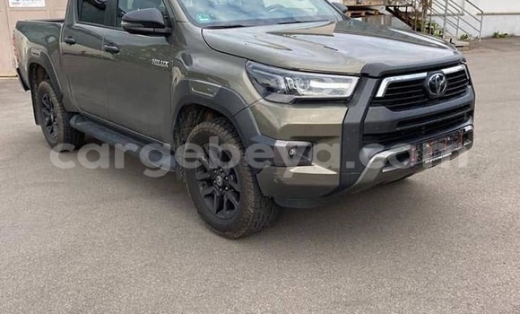 Buy Used Toyota Hilux Green Car in Addis–Ababa in Ethiopia Buy Used Toyota Hilux Green Car in Addis–Ababa in Ethiopia