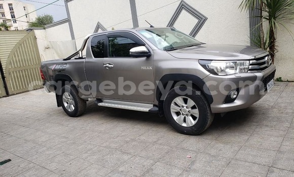 Buy Used Toyota Hilux Silver Car in Addis–Ababa in Ethiopia Buy Used Toyota Hilux Silver Car in Addis–Ababa in Ethiopia