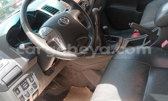 Buy Used Toyota Hilux Silver Car in Addis–Ababa in Ethiopia Buy Used Toyota Hilux Silver Car in Addis–Ababa in Ethiopia