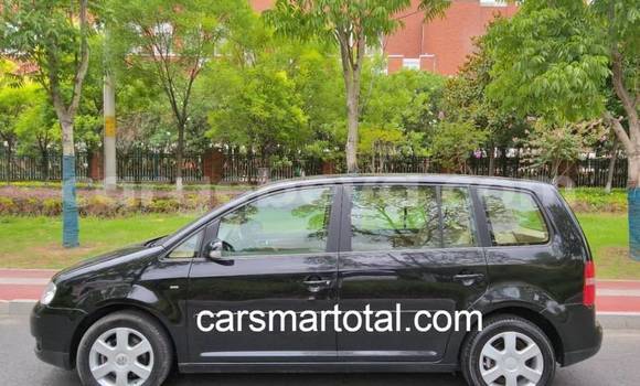 Buy Used Volkswagen Touran Silver Car in Addis–Ababa in Ethiopia Buy Used Volkswagen Touran Silver Car in Addis–Ababa in Ethiopia