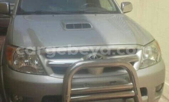 Buy Used Toyota Hilux Silver Car in Addis–Ababa in Ethiopia Buy Used Toyota Hilux Silver Car in Addis–Ababa in Ethiopia