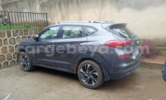 Buy Used Hyundai Tucson Blue Car in Addis–Ababa in Ethiopia Buy Used Hyundai Tucson Blue Car in Addis–Ababa in Ethiopia