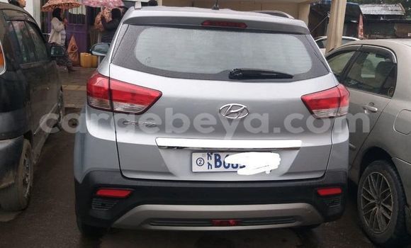 Acheter Occasion Voiture Hyundai Creta Gris à Addis Ababa, Ethiopie Acheter Occasion Voiture Hyundai Creta Gris à Addis Ababa, Ethiopie
