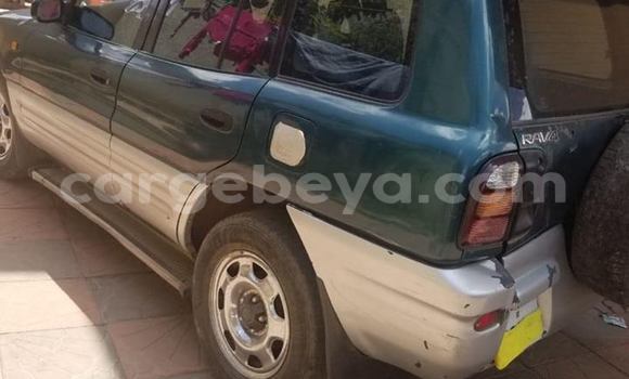 Buy Used Toyota RAV4 Green Car in Addis–Ababa in Ethiopia Buy Used Toyota RAV4 Green Car in Addis–Ababa in Ethiopia