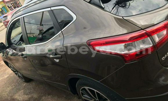 Buy Used Nissan Qashqai+2 Brown Car in Addis–Ababa in Ethiopia Buy Used Nissan Qashqai+2 Brown Car in Addis–Ababa in Ethiopia