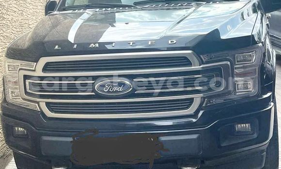 Oofamaa Ford F–150 Beige Makiinaa iti Addis–Ababa keessatti Ethiopia keessatti Oofamaa Ford F–150 Beige Makiinaa iti Addis–Ababa keessatti Ethiopia keessatti