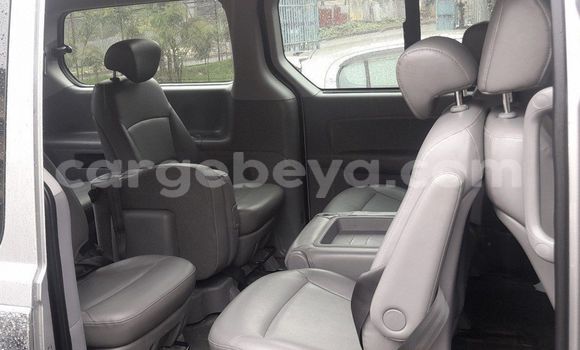 Buy Used Hyundai Starex (H-1) Silver Car in Addis–Ababa in Ethiopia Buy Used Hyundai Starex (H-1) Silver Car in Addis–Ababa in Ethiopia