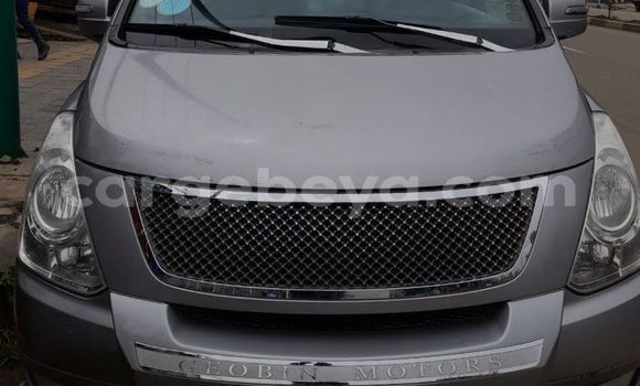 ይግዙ ያገለገለ Hyundai Starex (H-1) ብር መኪና በ አዲስ አበባ በ ኢትዮጵያ ይግዙ ያገለገለ Hyundai Starex (H-1) ብር መኪና በ አዲስ አበባ በ ኢትዮጵያ