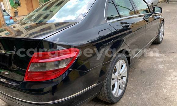 ይግዙ ያገለገለ Mercedes Viano ጥቁር መኪና በ አዲስ አበባ በ ኢትዮጵያ ይግዙ ያገለገለ Mercedes Viano ጥቁር መኪና በ አዲስ አበባ በ ኢትዮጵያ