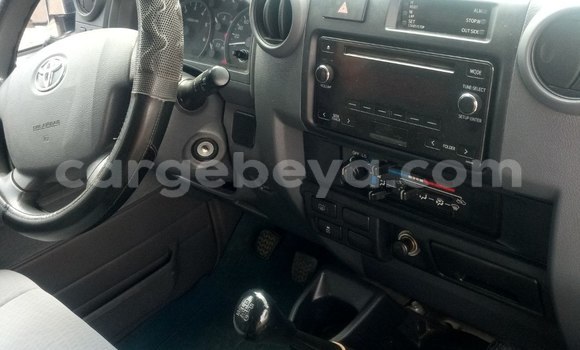 Buy Used Toyota Mark II White Car in Addis–Ababa in Ethiopia Buy Used Toyota Mark II White Car in Addis–Ababa in Ethiopia