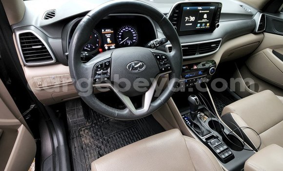 Oofamaa Hyundai Tucson Other Makiinaa iti Addis–Ababa keessatti Ethiopia keessatti Oofamaa Hyundai Tucson Other Makiinaa iti Addis–Ababa keessatti Ethiopia keessatti