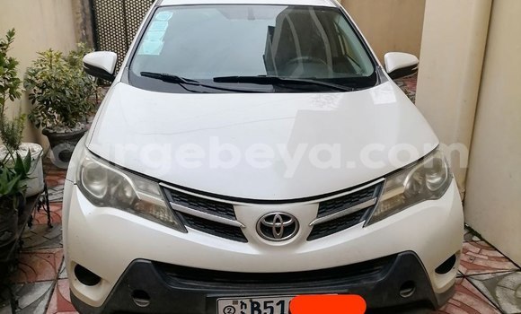 Buy Used Toyota RAV4 White Car in Addis–Ababa in Ethiopia Buy Used Toyota RAV4 White Car in Addis–Ababa in Ethiopia