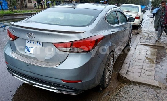 ይግዙ ያገለገለ Hyundai Elantra ብር መኪና በ አዲስ አበባ በ ኢትዮጵያ ይግዙ ያገለገለ Hyundai Elantra ብር መኪና በ አዲስ አበባ በ ኢትዮጵያ
