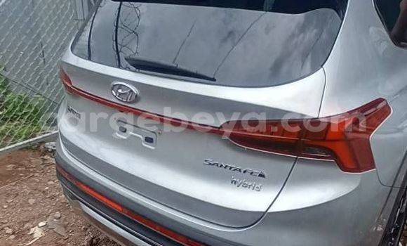 Buy New Hyundai Santa Fe Silver Car in Addis–Ababa in Ethiopia Buy New Hyundai Santa Fe Silver Car in Addis–Ababa in Ethiopia