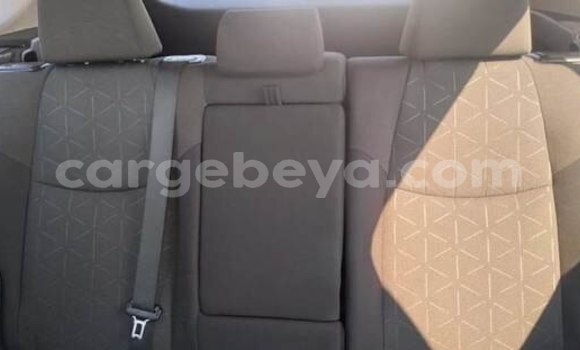 Buy Used Toyota RAV4 White Car in Addis–Ababa in Ethiopia Buy Used Toyota RAV4 White Car in Addis–Ababa in Ethiopia