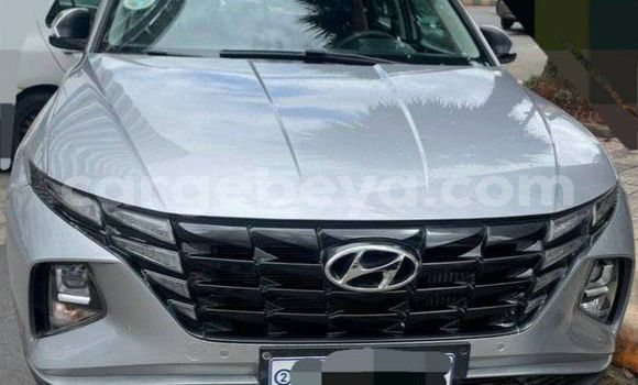 Buy Used Hyundai Tucson Silver Car in Addis–Ababa in Ethiopia Buy Used Hyundai Tucson Silver Car in Addis–Ababa in Ethiopia