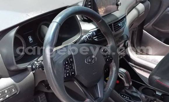 Buy Used Hyundai Tucson Silver Car in Addis–Ababa in Ethiopia Buy Used Hyundai Tucson Silver Car in Addis–Ababa in Ethiopia