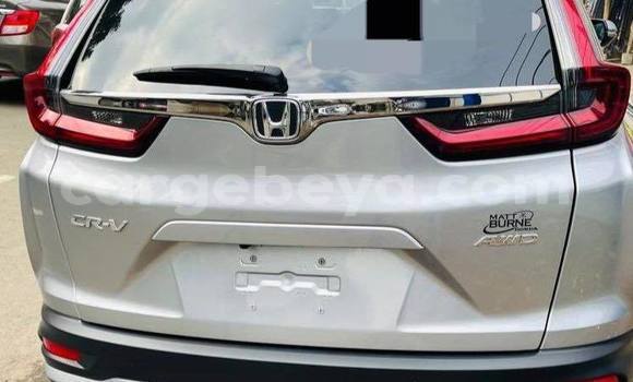Buy Used Honda CR–V Silver Car in Addis–Ababa in Ethiopia Buy Used Honda CR–V Silver Car in Addis–Ababa in Ethiopia