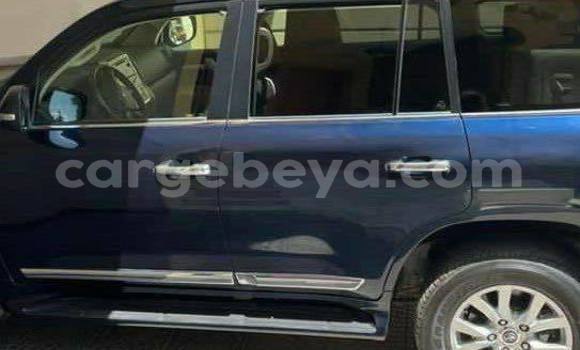 Buy Used Toyota Land Cruiser Blue Car in Addis–Ababa in Ethiopia Buy Used Toyota Land Cruiser Blue Car in Addis–Ababa in Ethiopia