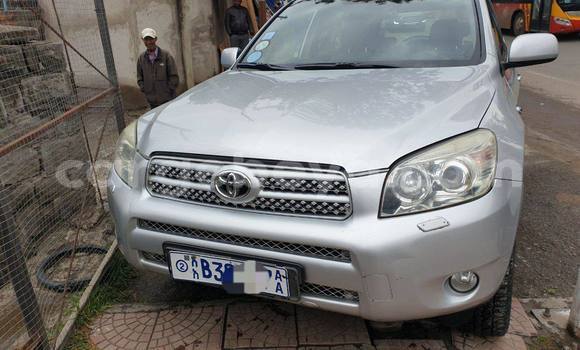 Buy Used Toyota RAV4 Silver Car in Addis–Ababa in Ethiopia Buy Used Toyota RAV4 Silver Car in Addis–Ababa in Ethiopia