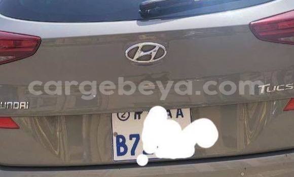 Buy Used Hyundai Tucson Other Car in Addis–Ababa in Ethiopia Buy Used Hyundai Tucson Other Car in Addis–Ababa in Ethiopia