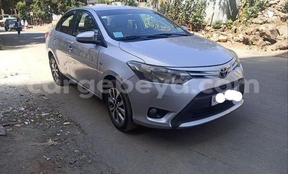 ይግዙ ያገለገለ Toyota Yaris ብር መኪና በ አዲስ አበባ በ ኢትዮጵያ ይግዙ ያገለገለ Toyota Yaris ብር መኪና በ አዲስ አበባ በ ኢትዮጵያ