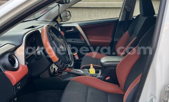 Buy Used Toyota RAV4 White Car in Addis–Ababa in Ethiopia Buy Used Toyota RAV4 White Car in Addis–Ababa in Ethiopia