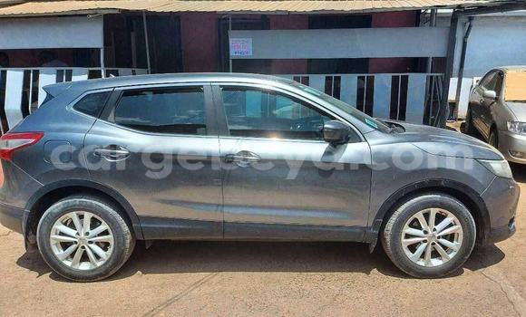 Buy Used Nissan Qashqai Silver Car in Addis–Ababa in Ethiopia