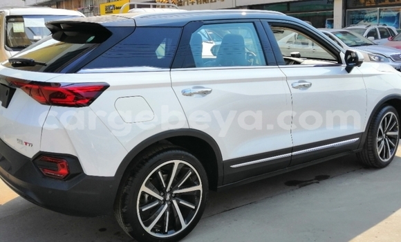 ይግዙ አዲስ FAW Besturn X80 ሌላ መኪና በ አዲስ አበባ በ ኢትዮጵያ ይግዙ አዲስ FAW Besturn X80 ሌላ መኪና በ አዲስ አበባ በ ኢትዮጵያ