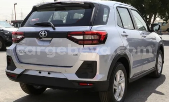 ይግዙ አዲስ Toyota RAV4 ሌላ መኪና በ አዲስ አበባ በ ኢትዮጵያ ይግዙ አዲስ Toyota RAV4 ሌላ መኪና በ አዲስ አበባ በ ኢትዮጵያ