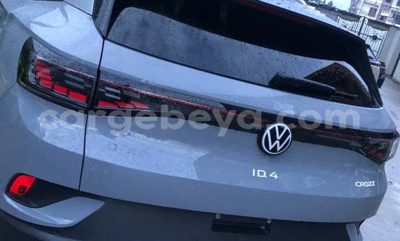 ይግዙ አዲስ Volkswagen Type 4 Beige መኪና በ አዲስ አበባ በ ኢትዮጵያ ይግዙ አዲስ Volkswagen Type 4 Beige መኪና በ አዲስ አበባ በ ኢትዮጵያ