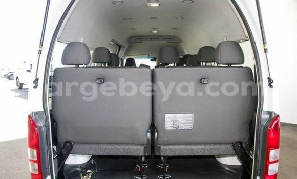 Buy Used Toyota Hiace White Car in Addis–Ababa in Ethiopia Buy Used Toyota Hiace White Car in Addis–Ababa in Ethiopia