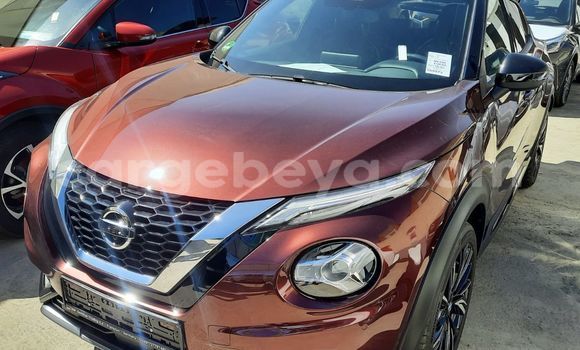 Haaraa Nissan Juke Brown Makiinaa iti Addis–Ababa keessatti Ethiopia keessatti
