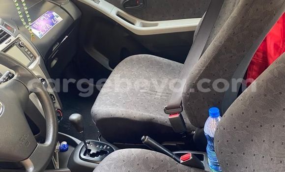 ይግዙ ያገለገለ Toyota Yaris ሌላ መኪና በ አዲስ አበባ በ ኢትዮጵያ ይግዙ ያገለገለ Toyota Yaris ሌላ መኪና በ አዲስ አበባ በ ኢትዮጵያ