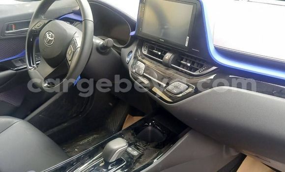 Acheter Neuf Voiture Toyota C-HR Blanc à Addis Ababa, Ethiopie Acheter Neuf Voiture Toyota C-HR Blanc à Addis Ababa, Ethiopie