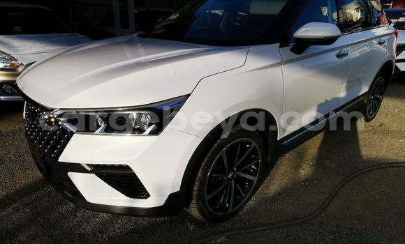 Acheter Neuf Voiture FAW Besturn B70 Blanc à Addis Ababa, Ethiopie Acheter Neuf Voiture FAW Besturn B70 Blanc à Addis Ababa, Ethiopie