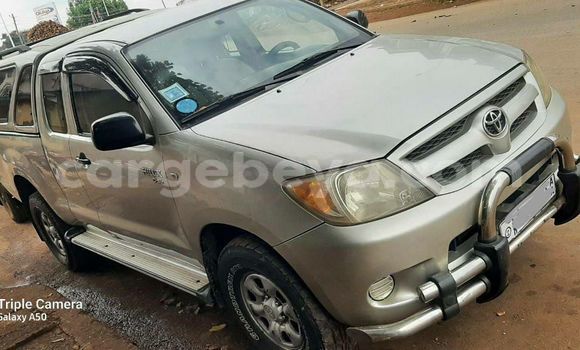 Acheter Occasion Voiture Toyota Hilux Gris à Addis Ababa, Ethiopie Acheter Occasion Voiture Toyota Hilux Gris à Addis Ababa, Ethiopie