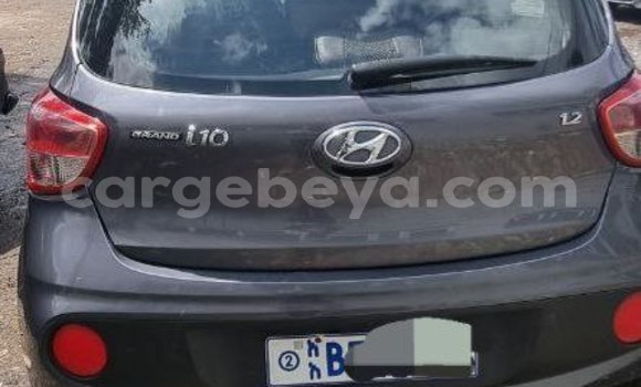 Acheter Occasion Voiture Hyundai i10 Gris à Addis Ababa, Ethiopie Acheter Occasion Voiture Hyundai i10 Gris à Addis Ababa, Ethiopie